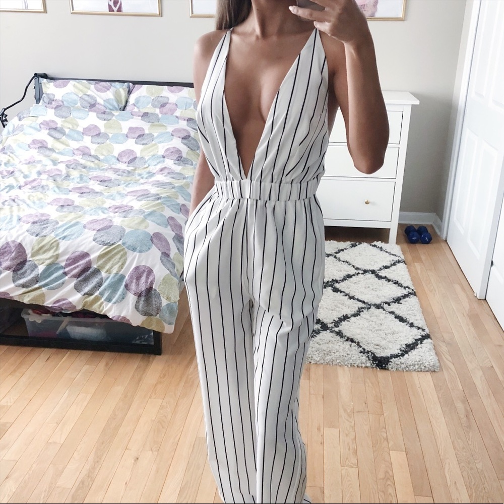 White Striped Low V Cut Halter Jumpsuit - Picture 2 of 5